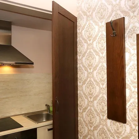 学生城区蒙阿密公寓 *