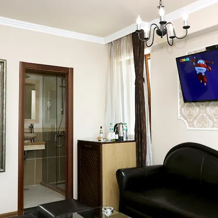 Mon Ami In Studentski Grad Area * Sofia