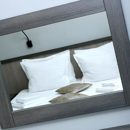 Apartament Mon Ami In Studentski Grad Area Sofia