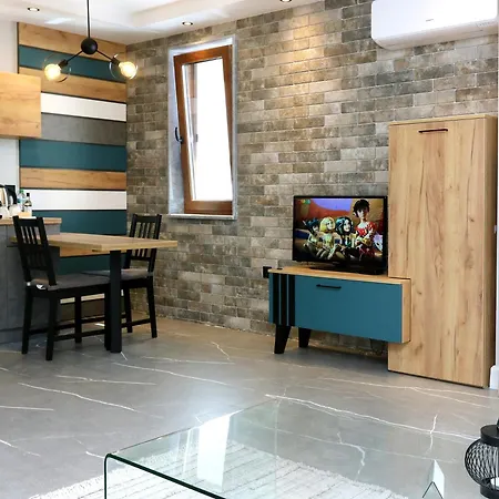 Mon Ami In Studentski Grad Area アパート