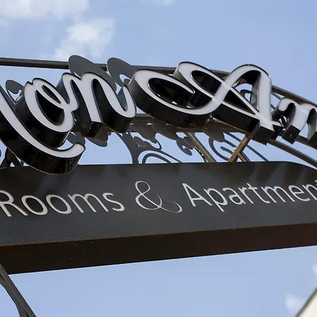 アパート Mon Ami In Studentski Grad Area *